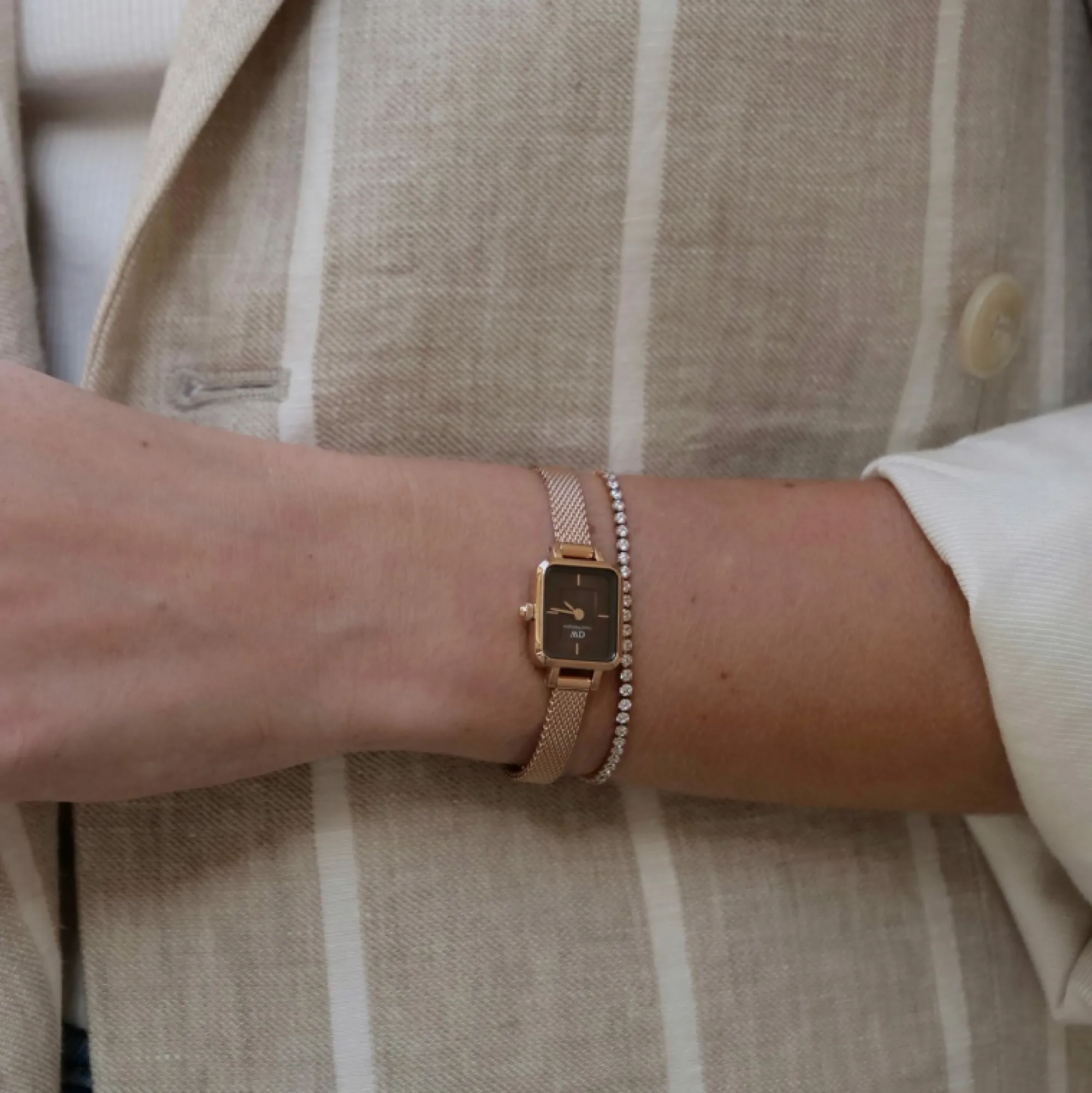 classic_tennis_bracelet_rose_gold_3.webp Daniel Wellington Classic Tennis Bracelet