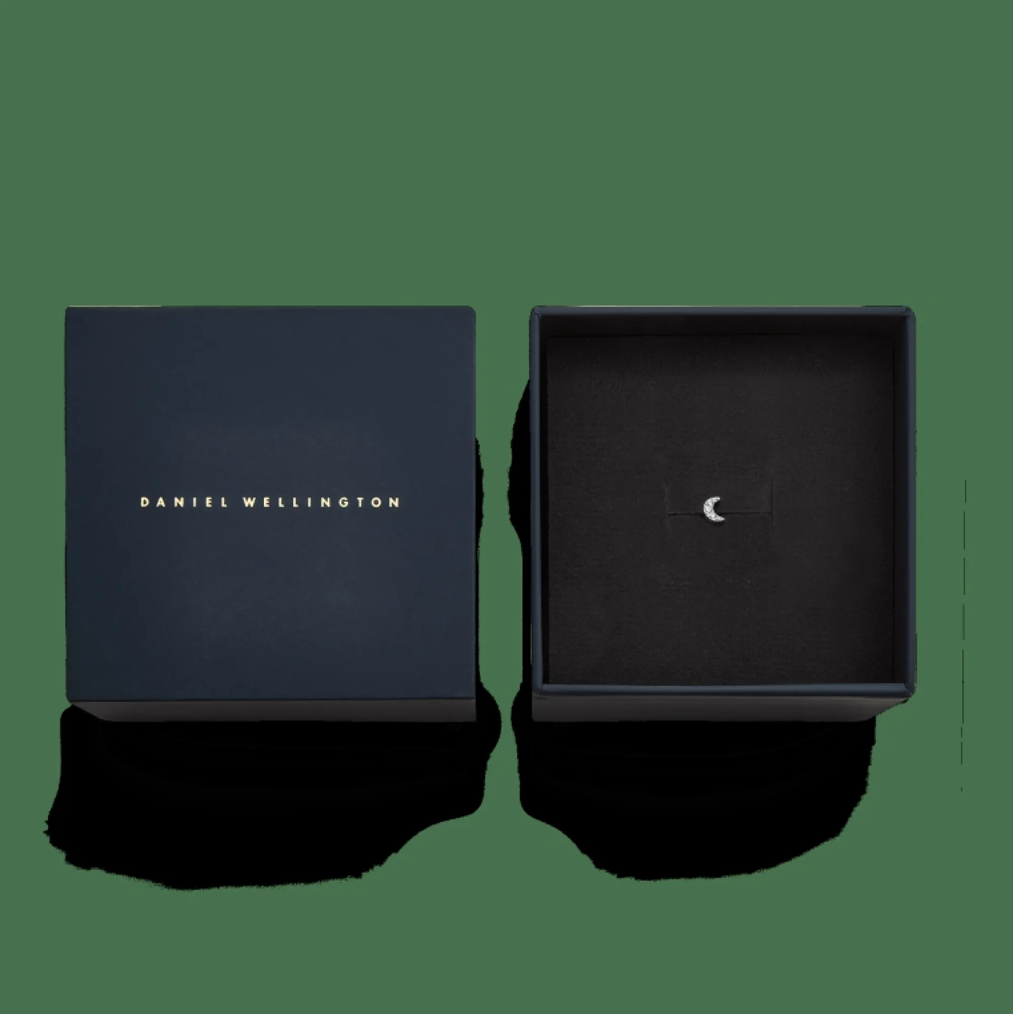 crystal_moon_stud_silver_4.webp Daniel Wellington Crystal Moon Stud