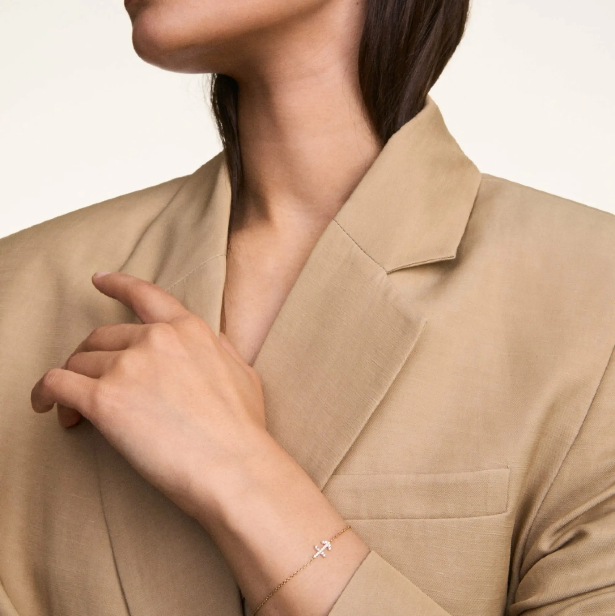 crystal_zodiac_chain_bracelet_gold_14.webp Daniel Wellington Crystal Zodiac Chain Bracelet