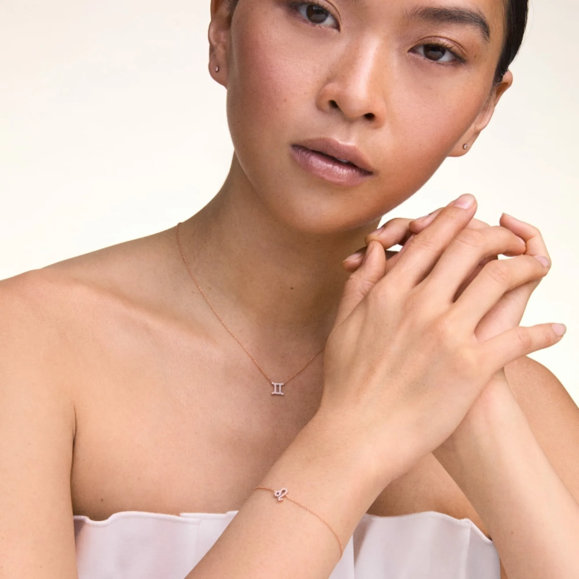 crystal_zodiac_chain_bracelet_gold_30.webp Daniel Wellington Crystal Zodiac Chain Bracelet