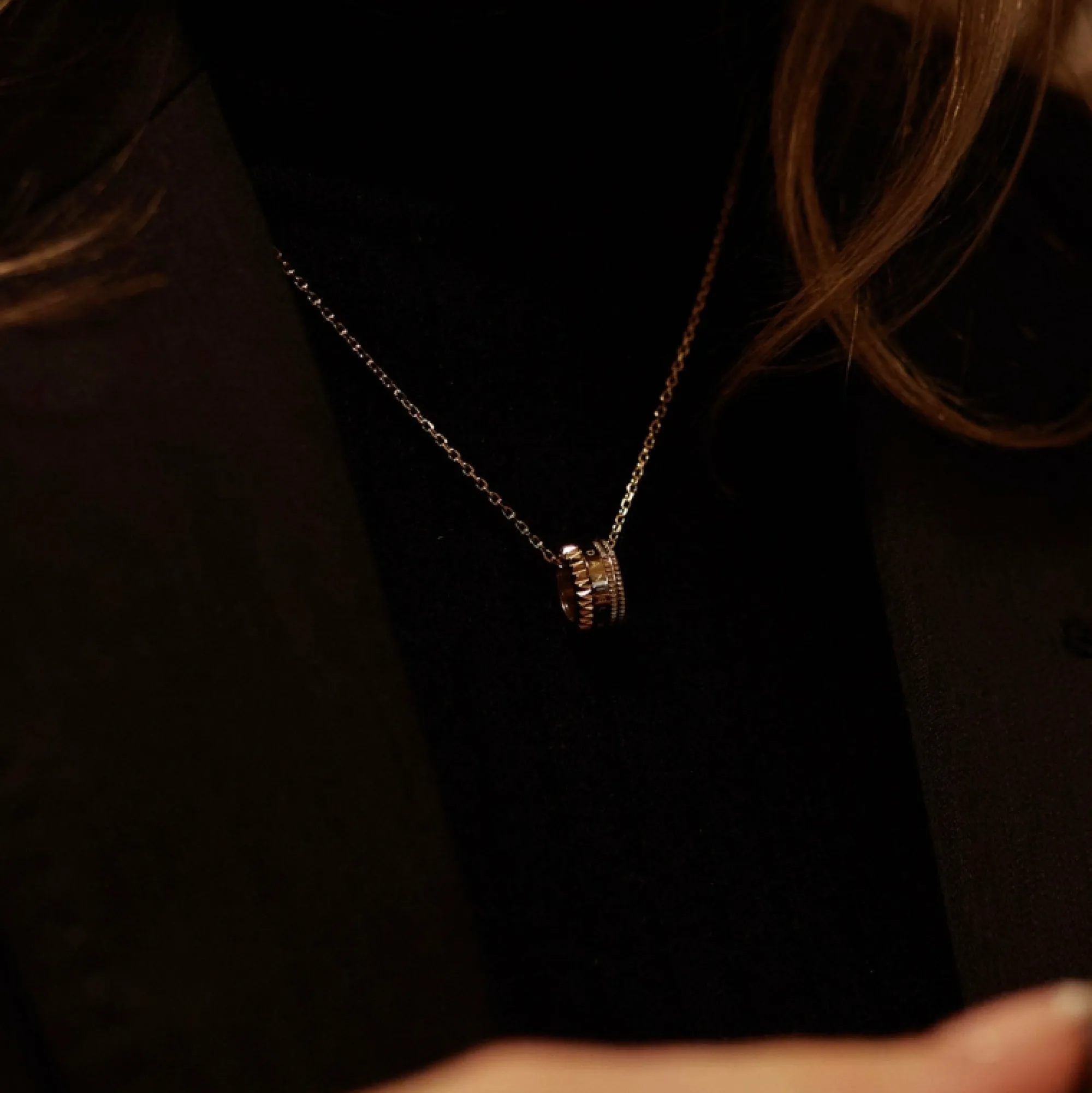 elevation_necklace_4.webp Daniel Wellington Elevation Necklace
