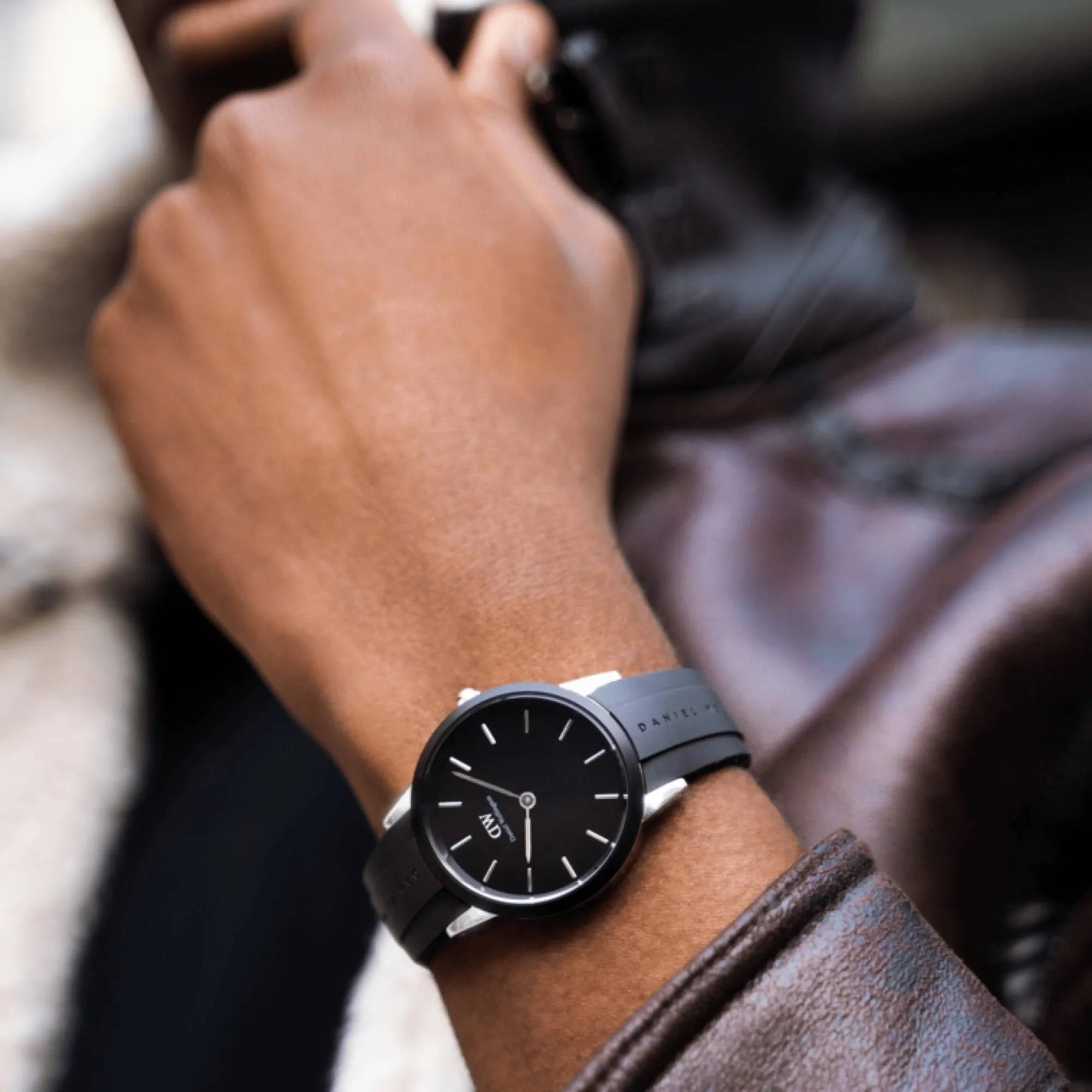 iconic_motion_2-1.webp Herren Daniel Wellington Iconic Motion