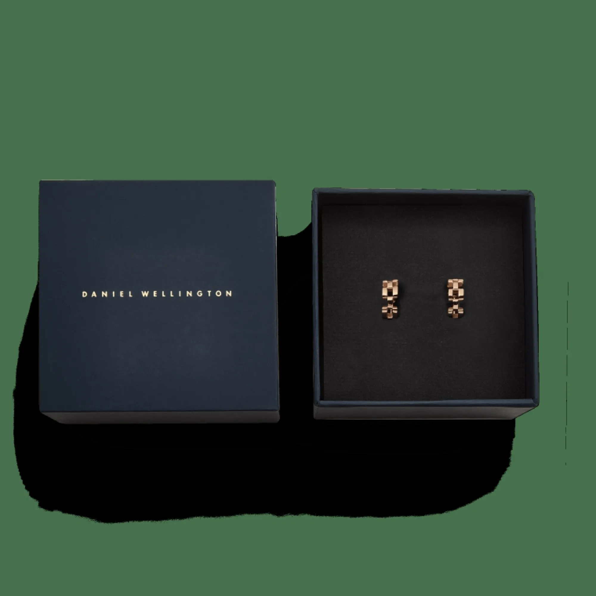 link_earrings_rose_gold_4-1.webp Daniel Wellington 3-Link Earrings