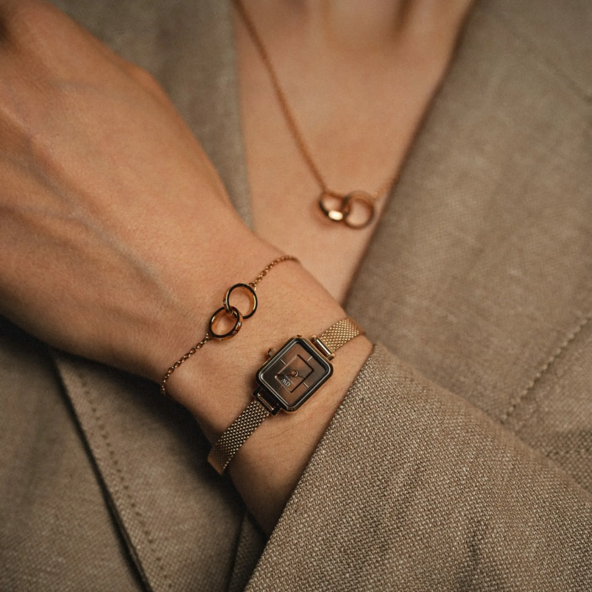 quadro_mini_melrose_rose_gold_amber_1.webp Damen Daniel Wellington Quadro Mini Melrose Amber