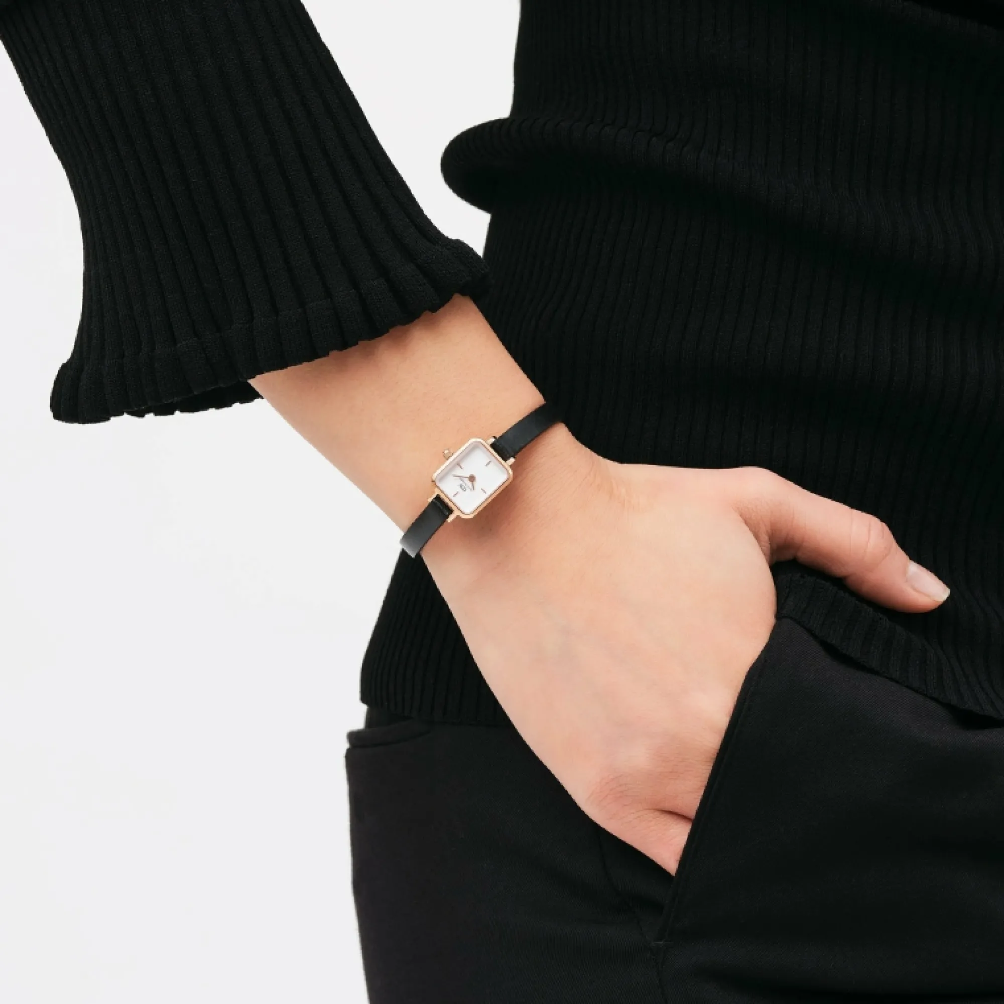 quadro_mini_sheffield_rose_gold_1.webp Damen Daniel Wellington Quadro Mini Sheffield